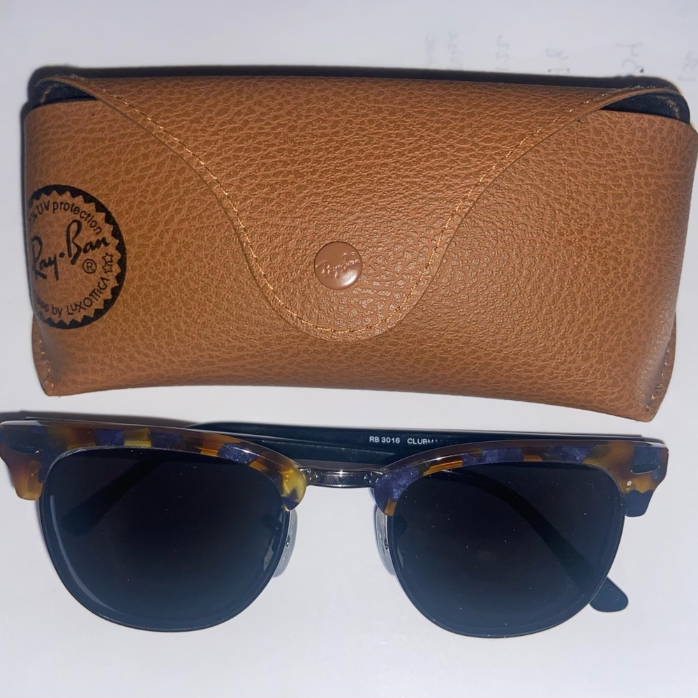 RayBan 3016 Clubmaster 1158/R5 51-21 145 3N Sunglasses with accessories